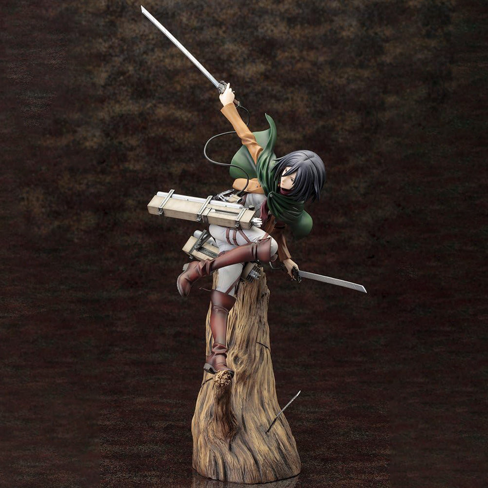 Attack on Titan 35cm Mikasa in a Tree Figure