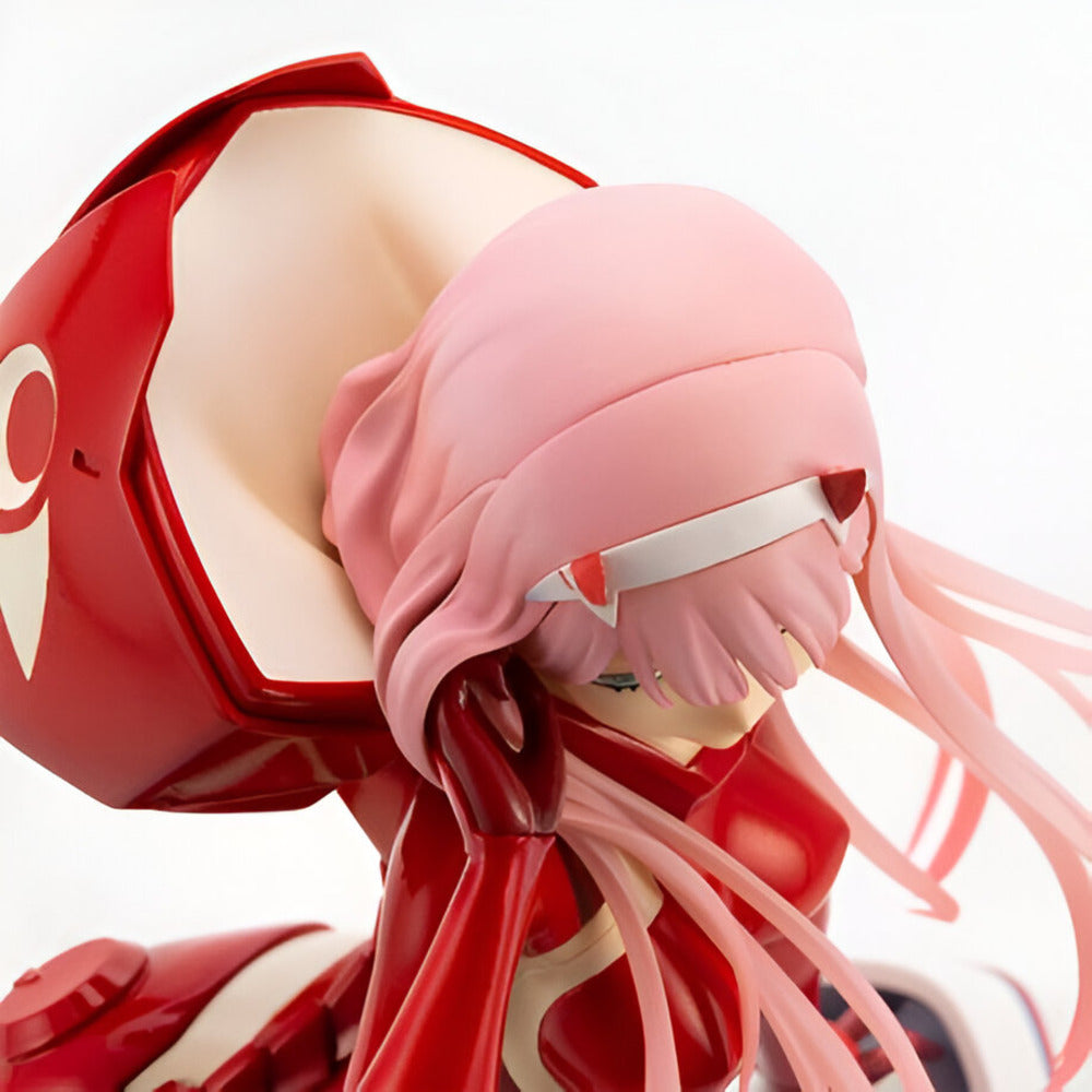 Darling and Franxx Zero Two Red Suit Anime Figure 15cm